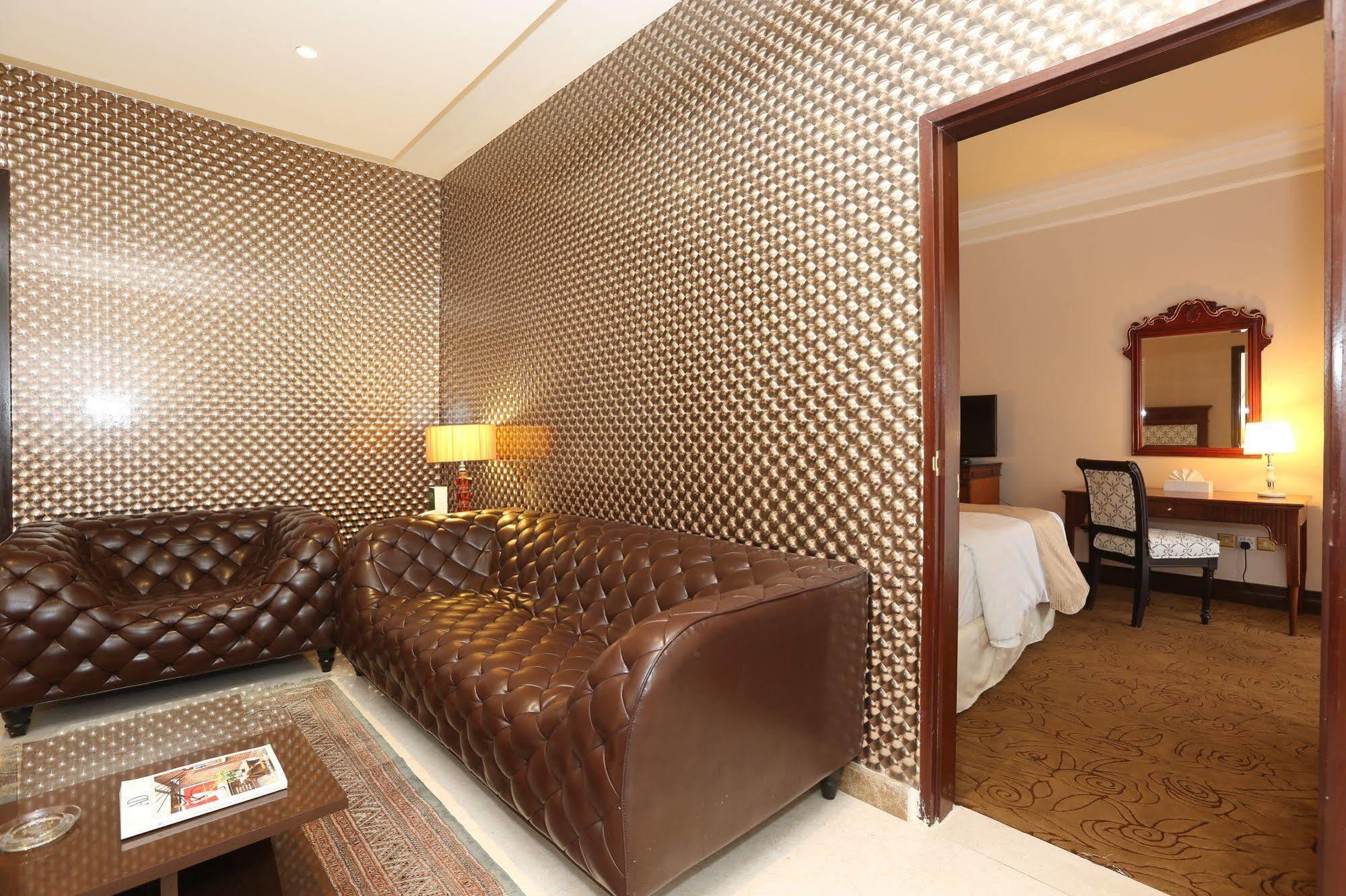 Mercure Hotel Khamis Mushayt Chamis Muschait Exterior foto
